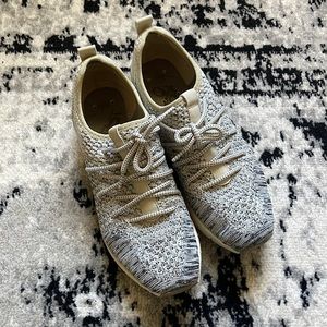 OTBT Womens sneakers